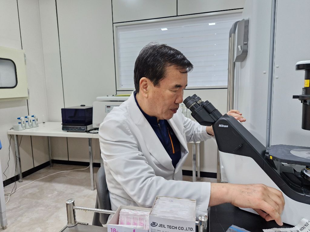 현미경 분석 환경